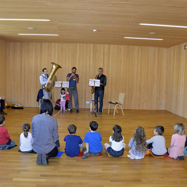 70 Musik im Kindergarten.jpg